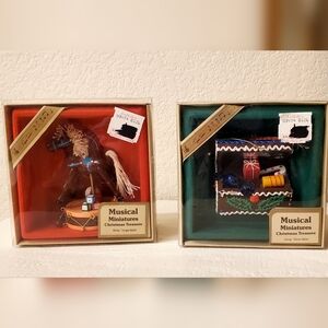2 Vtg 1983 Hand Painted Musical Miniature Christmas Treasure Ornaments, NEW
